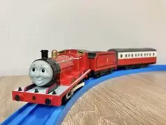 Item thumbnail for item 13206a03-0572-45d9-976e-0a0c3f7d95eb