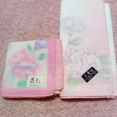 ハンカチ　ガーゼ　新品　花柄ピンクハンカチ 綿100%　 三重織