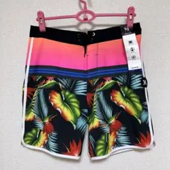 新品 Hurley ボードショーツ　水着　30インチ