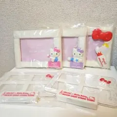 ROUND1×ハローキティ フォトフレームセット