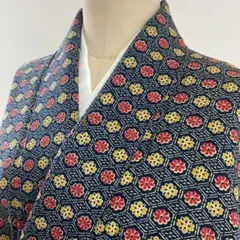2m1396 着物 毛 単衣 小紋 黒 赤 黄色 ベージュ 花柄 和装