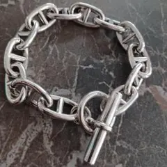 Item thumbnail for item 6ab717a9-3410-4827-8e56-15ff89450be6