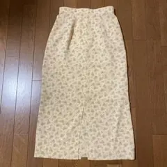 花柄タイトスカート ベージュ 前後スリット付き
