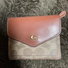 COACH 三つ折財布