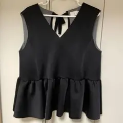 yori ジレ ブラック