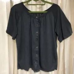 美品 ゆったりサイズ ダークグレー 半袖トップス 前あきボタン付き