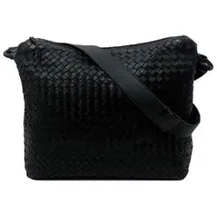 美品 BOTTEGA VENETA ショルダーバッグ ラムスキン 32