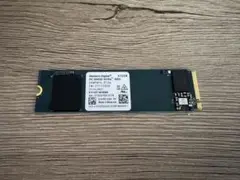 美品 Western Digital 512GB SSD WD SN530