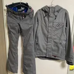 ボルコム　スノーウェア　上下