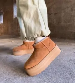 2022新作完売 UGG クラシックウルトラミニ