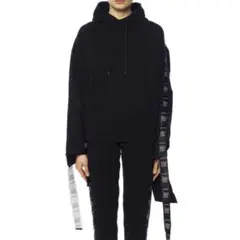 VETEMENTS パーカー