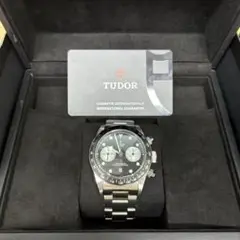 TUDOR ブラック クロノグラフ