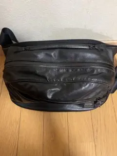 Item thumbnail for item 345ca2f8-d40a-4c60-9b55-79e208921699