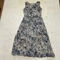 美品　花柄ノースリーブロングワンピース