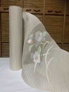 絽綴れ帯 反物 正絹絽綴れ織 名古屋帯お太鼓柄 白地につゆ草と椿柄 N250