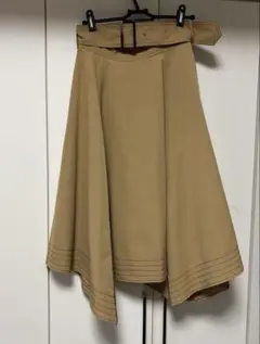 エムドゥ❤︎トレンチ生地⭐︎ベルト付きアシメ丈スカート⭐︎超美品！