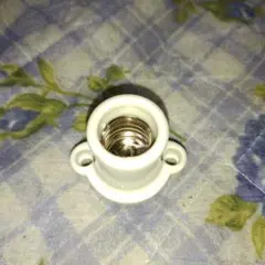 ネジ欠品　アサヒ電球ソケット