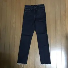 ユニクロ　ジーンズ　21サイズ
