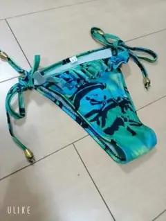 青と緑のアートプリントビキニ