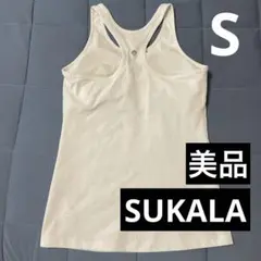 【美品】スカーラ SUKALA タンクトップ ホワイト タンクトップ ヨガ S