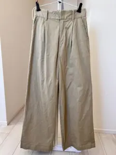 a.v.v standard タック入り　チノパン　ワイドパンツ　ベージュ
