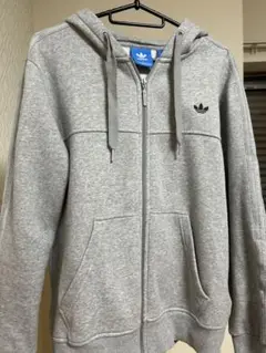 adidas グレー ジップアップパーカー & スウェットパンツ セットアップ