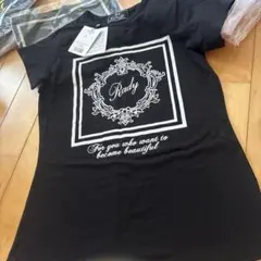 新品未使用Rady ブラック プリントTシャツ