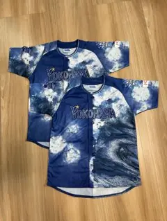 【2着】横浜DeNAベイスターズ　キッズスターナイトユニフォーム2025