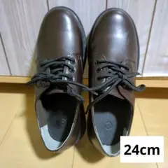Item thumbnail for item 3c4c5ddd-d9ba-4121-b6af-55793d493b98