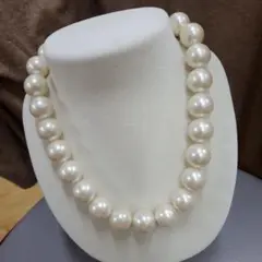 パールデザインネックレス