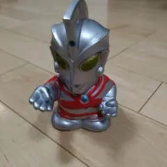 ウルトラマンエースの貯金箱