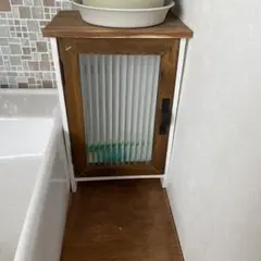 サリュ　棚