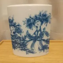 ローゼンタール（Rosenthal）社の花瓶　『タピオ・ヴィルカラ』デザイン