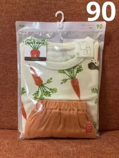 【新品未開封】ユニクロ　絵本コレクション　パジャマ　やさいさん　半袖　90㎝