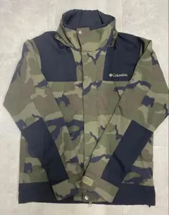 【送料込み】Columbia 迷彩 マウンテンパーカー　Mサイズ