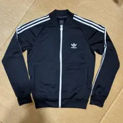 adidasトラックジャケット