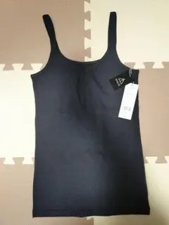 タンクトップ