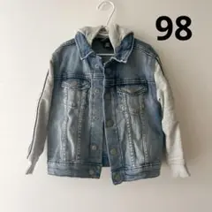 Item thumbnail for item 73fc4b10-5501-49c2-9201-de33e770ea83