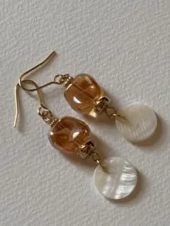 ハンドメイド　ピアス　No.224