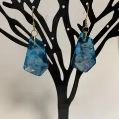 ハンドメイド　レジンピアス　レジンアクセサリー　ピアス　サージカルピアス