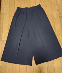 レオナール　ガウチョ　ワイドパンツ　ブラック　３８size　イタリー製