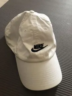 Nike ホワイトキャップ ロゴ刺繍