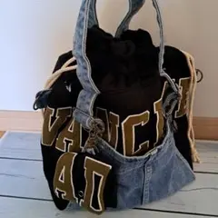 デニムリメイクバッグ　巾着トート　トレーナー(黒)　オーバーオール