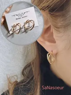 【ニッケルフリー】くるくるピアス　渦巻きピアス　ピアス