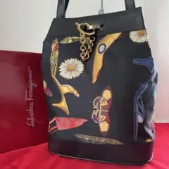 ✨希少✨ フェラガモ ナイロン レザー アンティーク 総柄 ショルダーバッグ