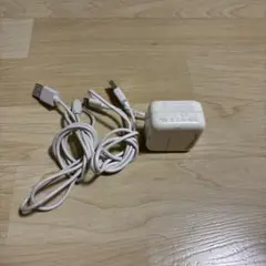 12W USB電源アダプタと充電ケーブル