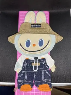 ラブブキャラクター 刺繍ワッペン