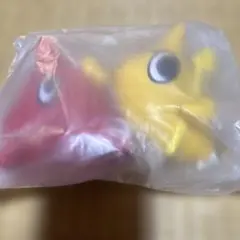 キャラクターキーホルダー 赤と黄色 2個セット
