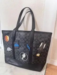 COACH NASA限定コラボ　トートバッグ　ブラック　チャーム付き