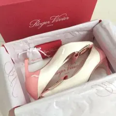 新品 Roger Vivier レザーパンプス